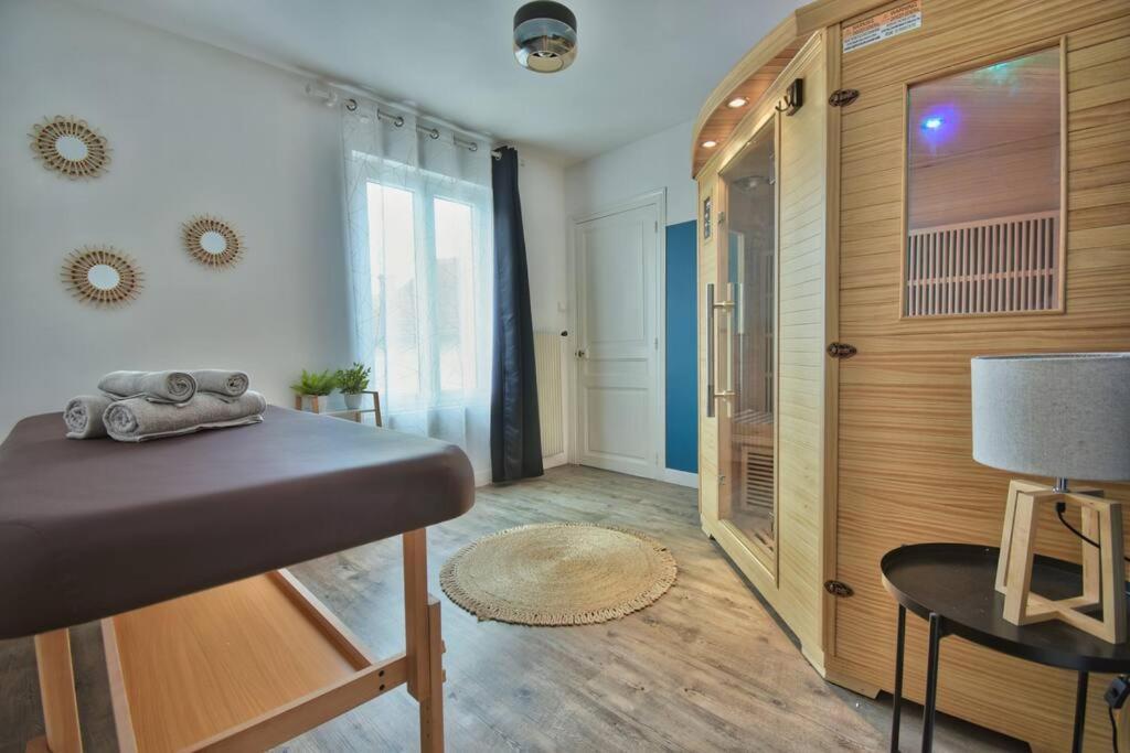 *Au Sauna De Maintenon* Экстерьер фото